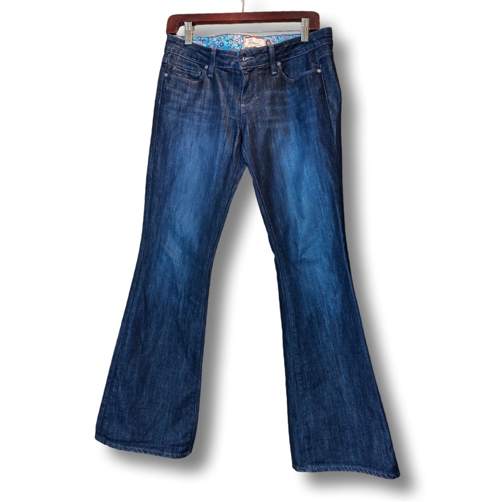 Paige Petite Laurel Canyon Low Rise Bootcut Jeans Size: 28 Dark wash jeans.